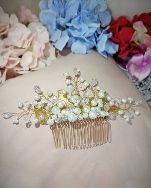 Pearl hair comb